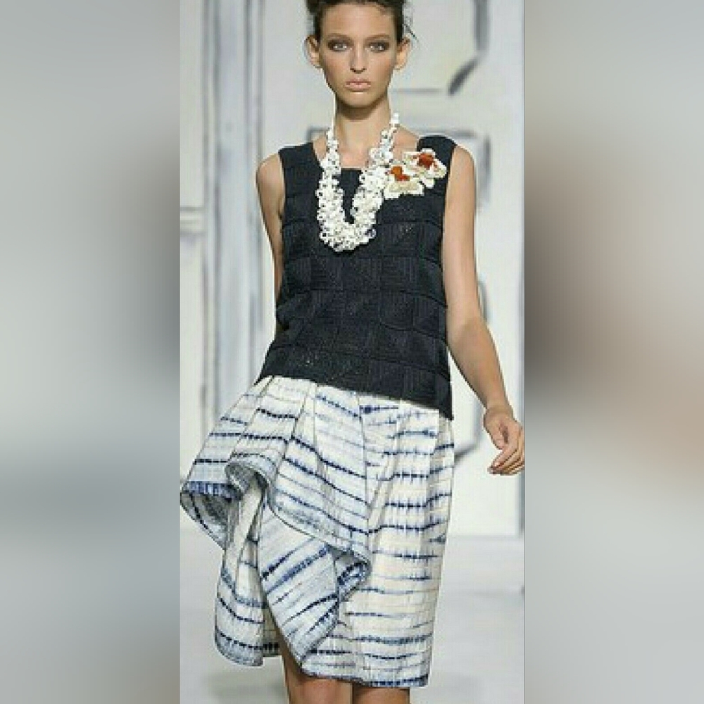 $3,000 OSCAR DE LA RENTA STUNNING IVORY BLUE SILK RUNWAY SKIRT US 8